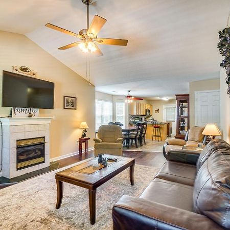 Pigeon Forge Home With Screened Porch, 3 Mi To Town! Exteriör bild