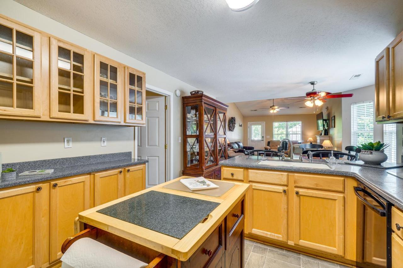 Pigeon Forge Home With Screened Porch, 3 Mi To Town! Exteriör bild